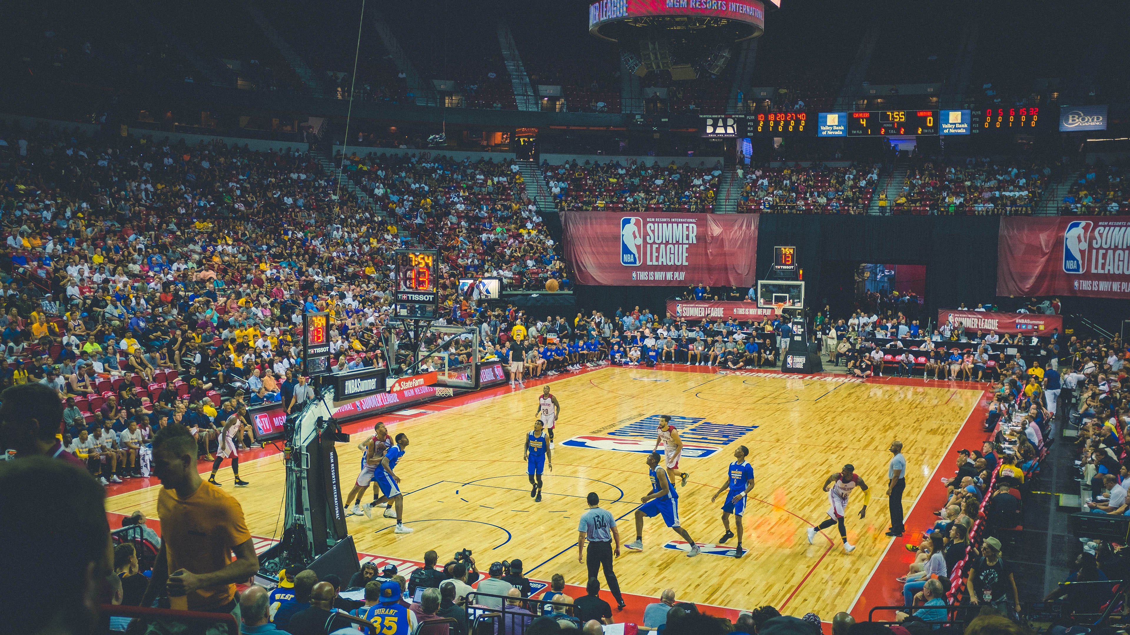 单届参赛中止步第15名，无更近参赛记录